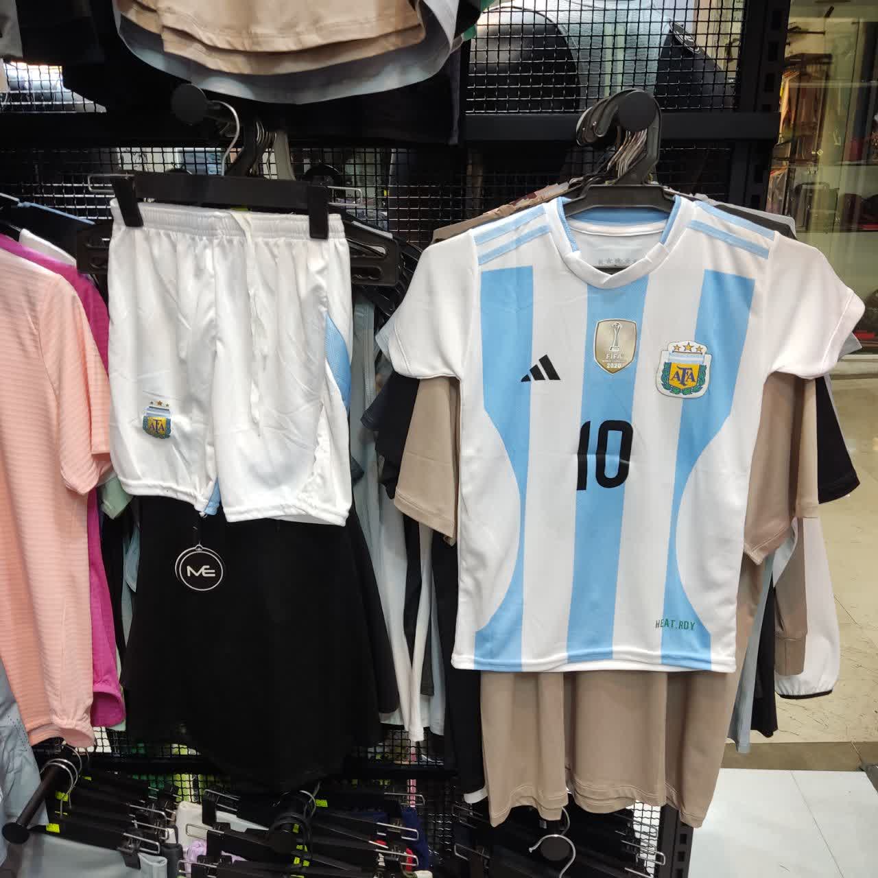 خرید لباس ارژانتین