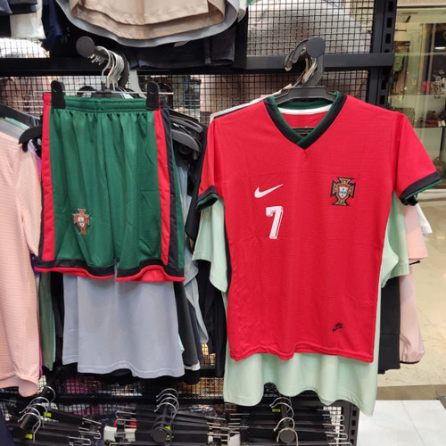 خرید کیت اول پرتغال