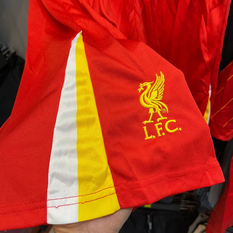 قیمت ست هواداری لیورپول