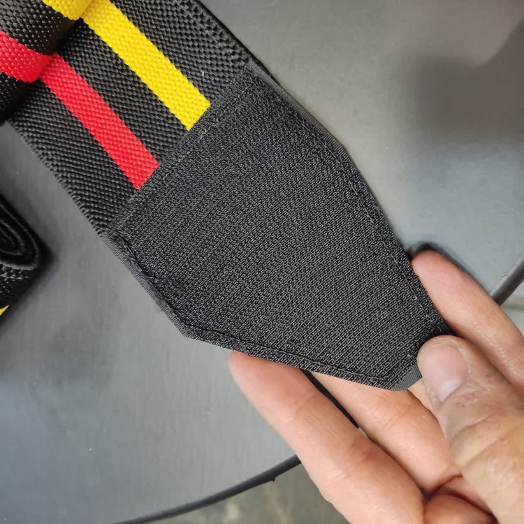 خرید زانوبند اسکات