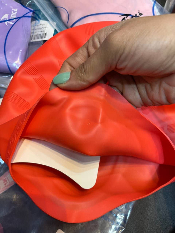 خرید انلاین کلاه شنا گوشیدار