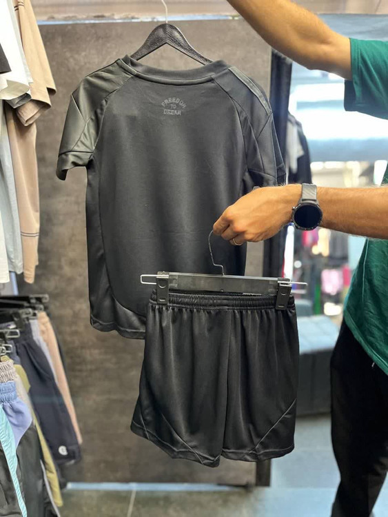 خرید انلاین لباس بچهگانه مسی