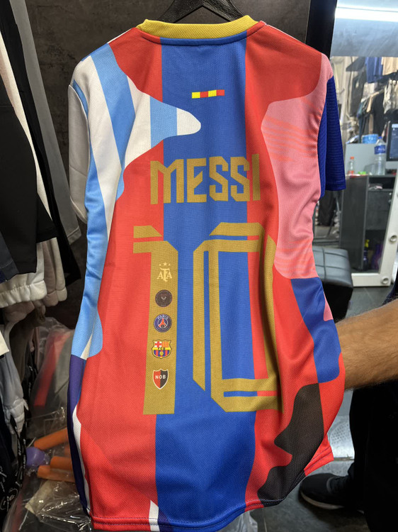 قیمت لباس منتخب مسی