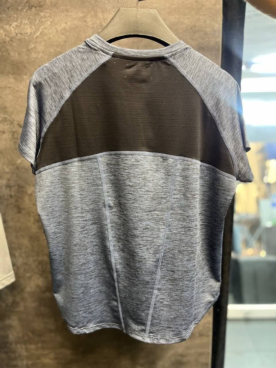 قیمت تیشرت ورزشی زنانه