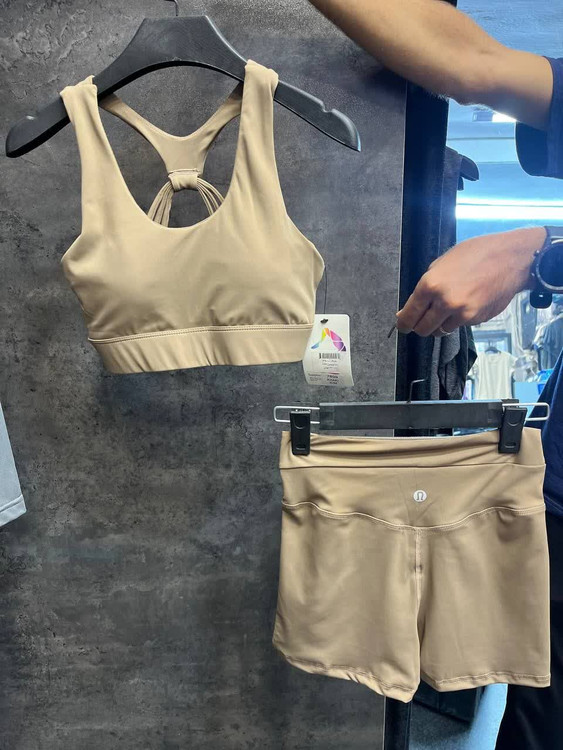 خرید انلاین نیمتنه و شورتک