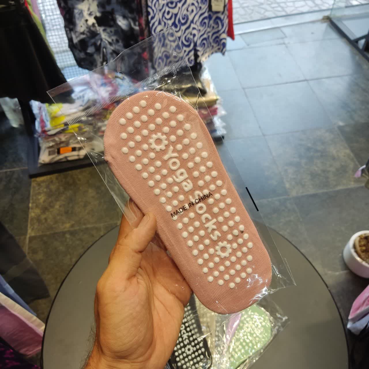 خرید انلاین جوراب پیلاتس