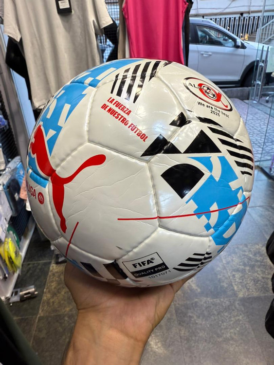 خرید توپ فوتبال چمنی