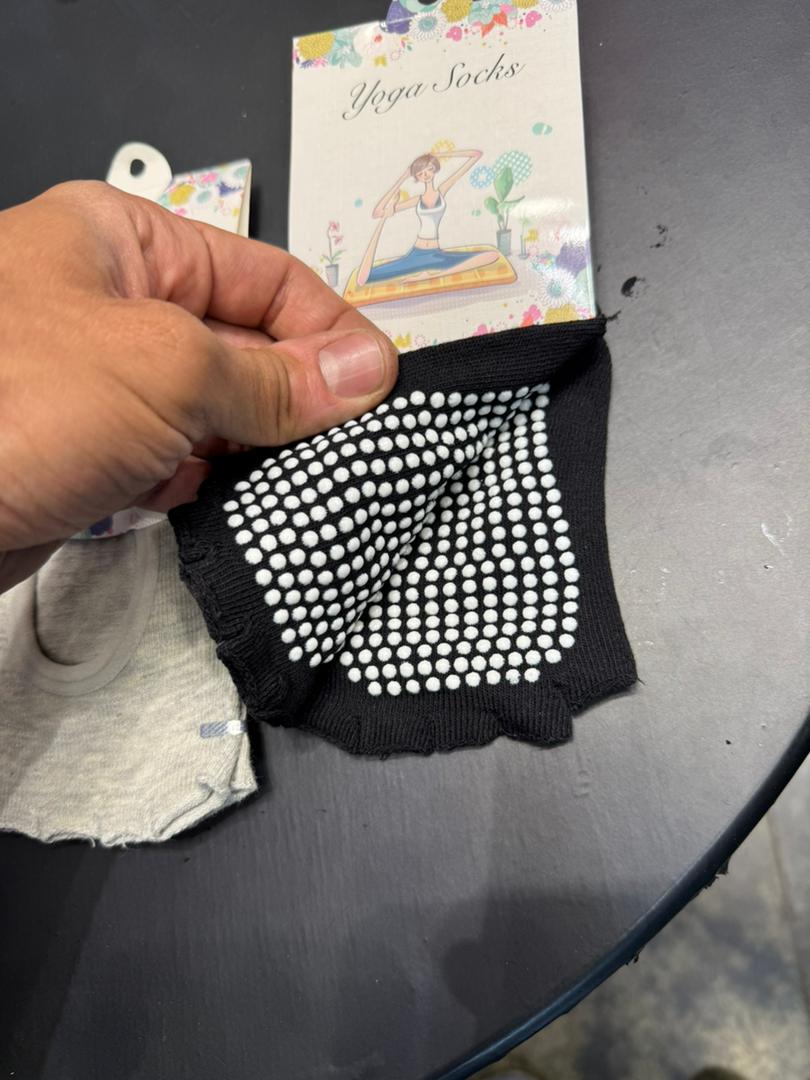 قیمت جوراب پیلاتس