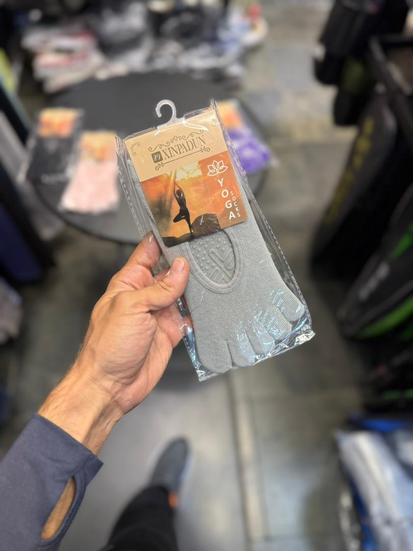 خرید انلاین جوراب یوگا