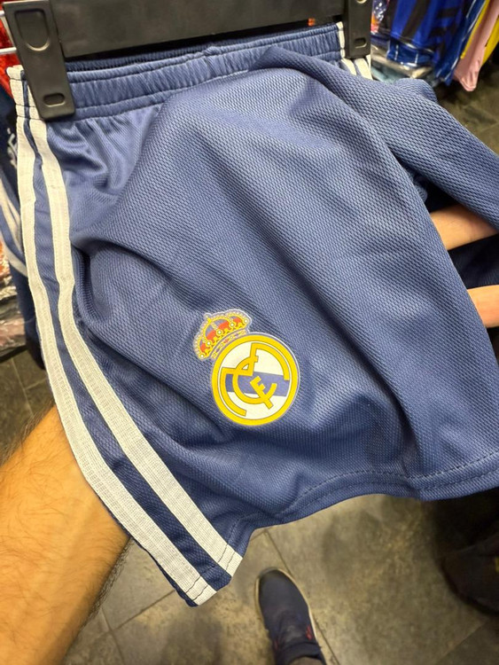 خرید اینترنتی لباس رئال