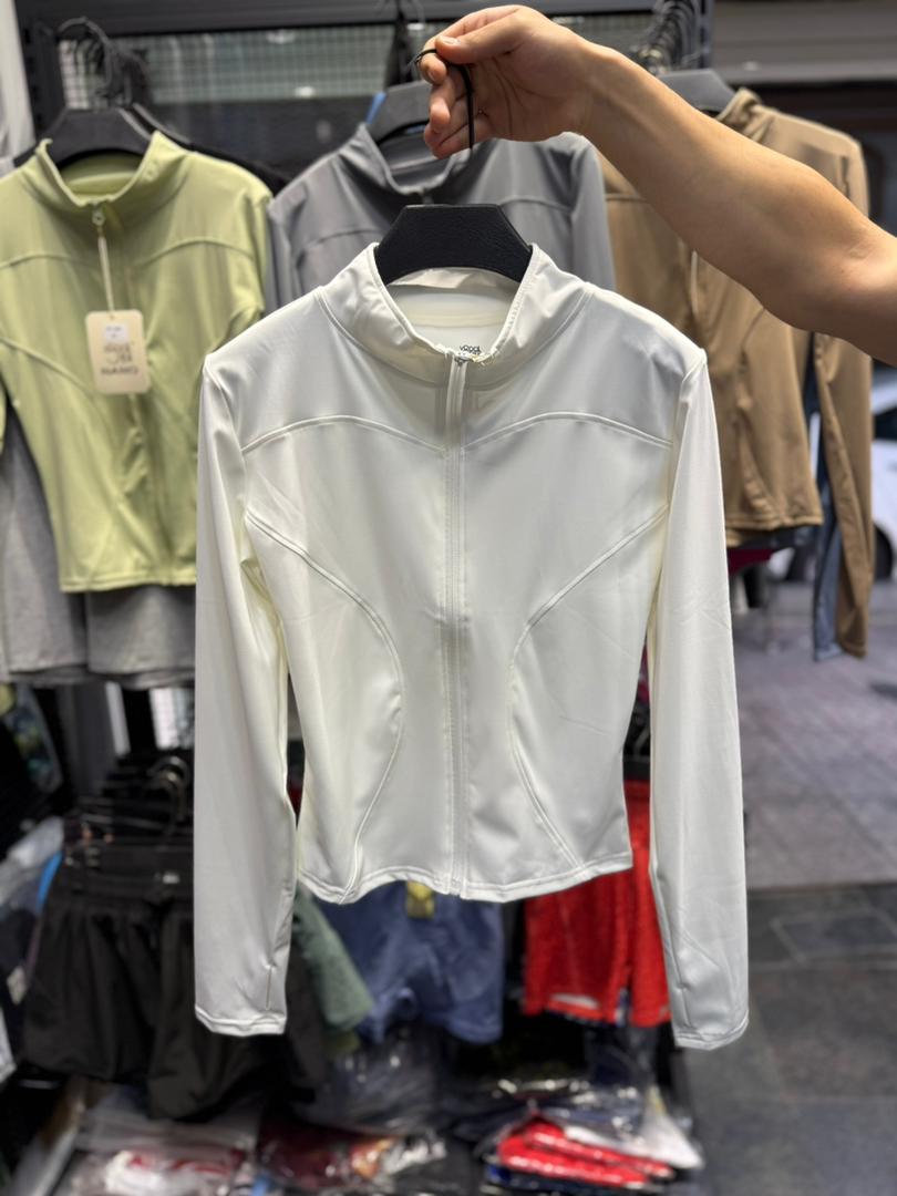 قیمت سوییشرت ورزشی