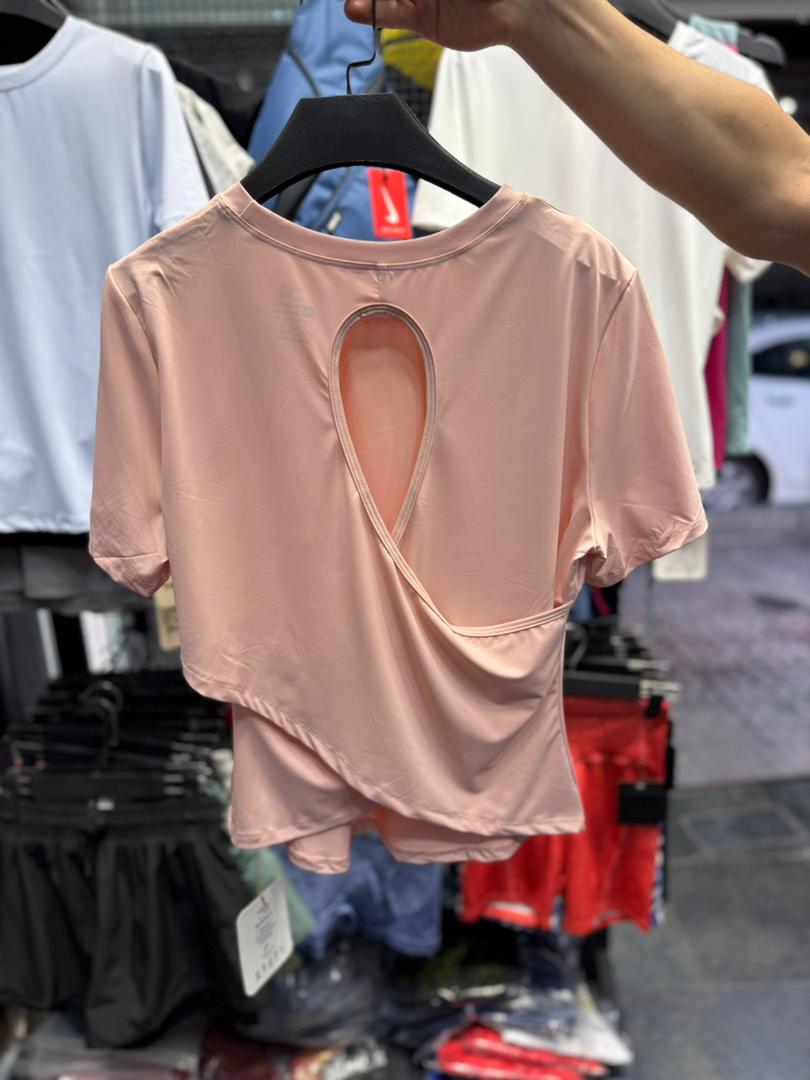 خرید تیشرت ورزشی زنانه