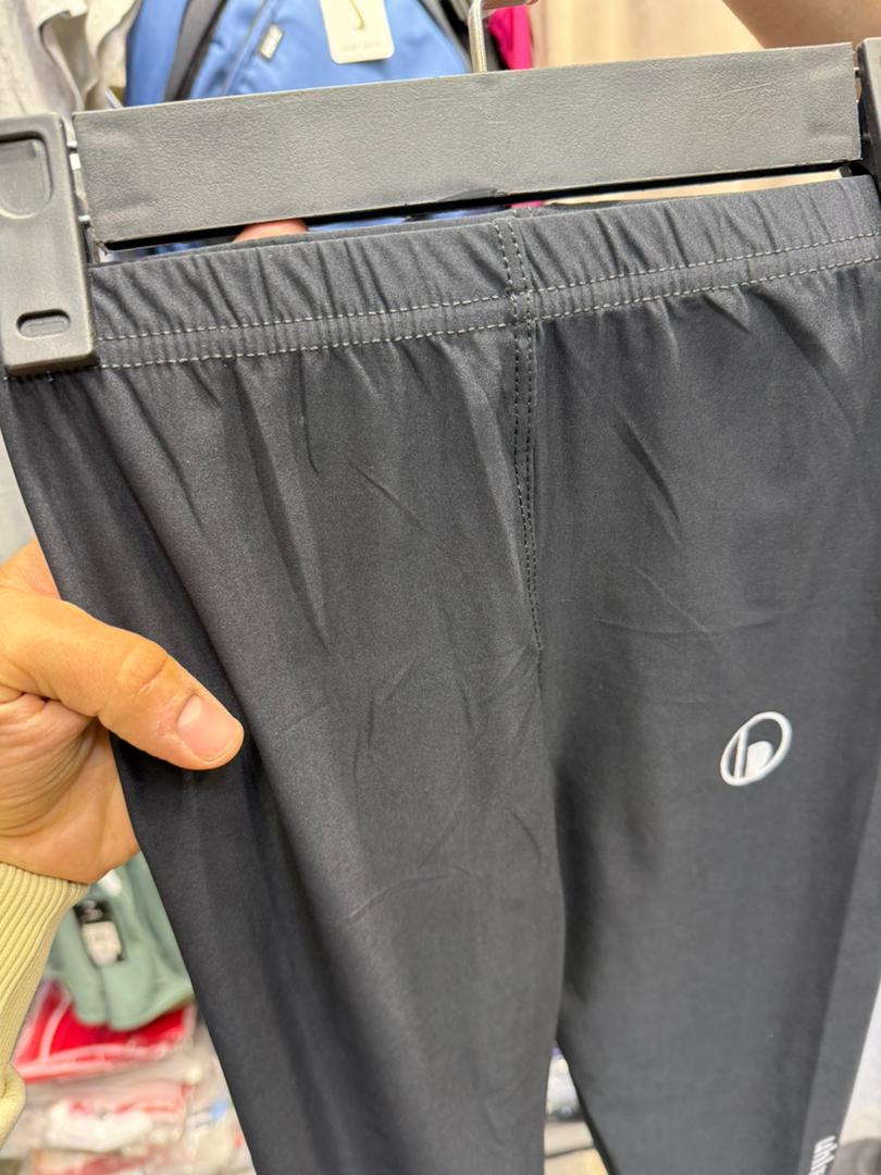 خرید انلاین لگ ورزشی بچهگانه