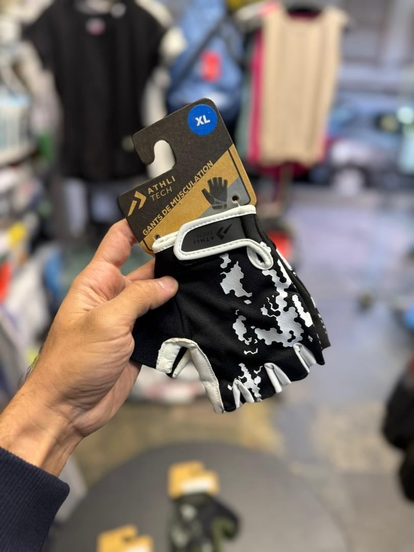 قیمت دستکش ورزشی