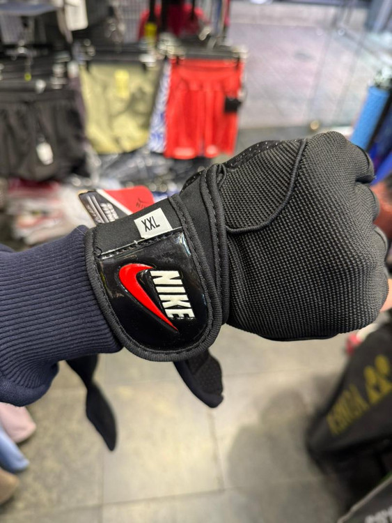 خرید دستکش ورزشی