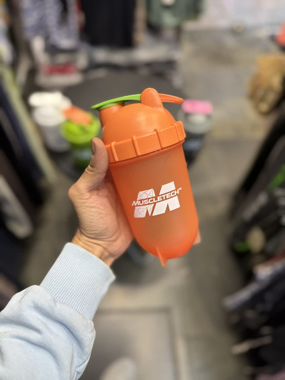 قیمت شیکر ورزشی