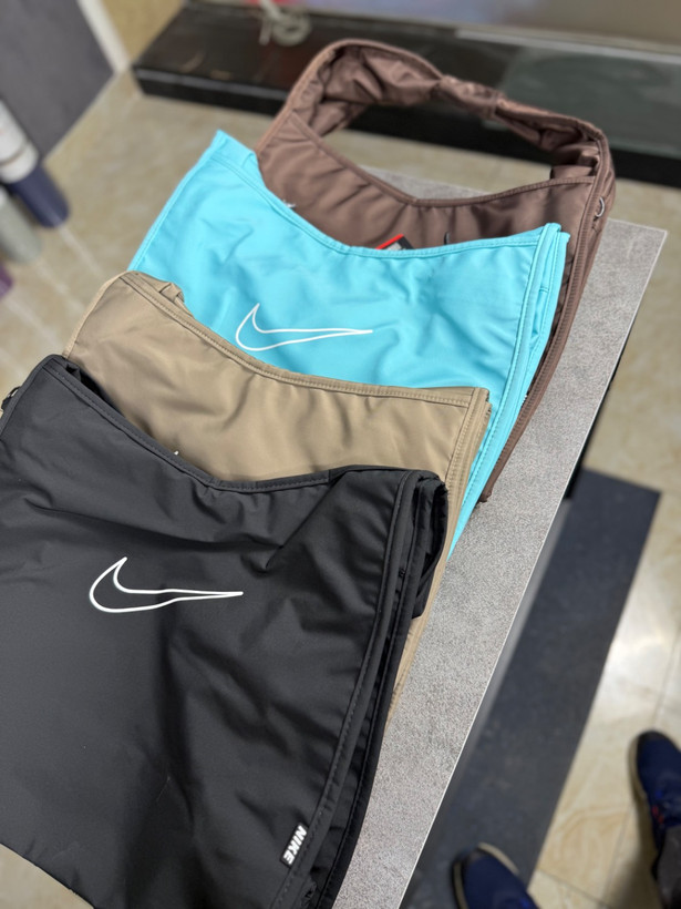 ساک ورزشی زنانه Nike کد 476 خفاشی در 4 رنگ تک و عمده