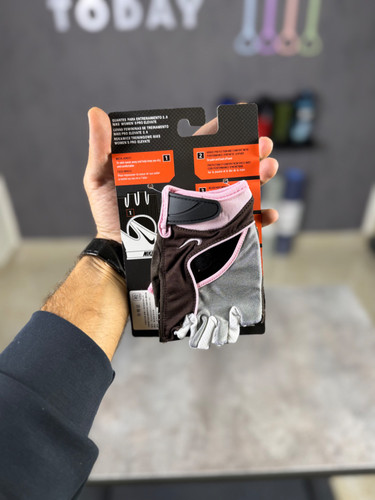 دستکش بدنسازی بانوان Nike وارداتی در 3 سایز