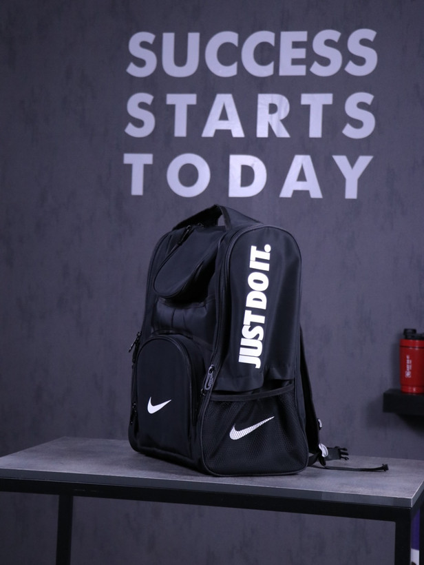 کوله بدمینتونی جاکفشی دار Just do it کد 8103